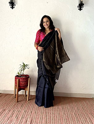 Handwoven Matka Silk Saree – Black Handwoven Matka Silk Saree – Black