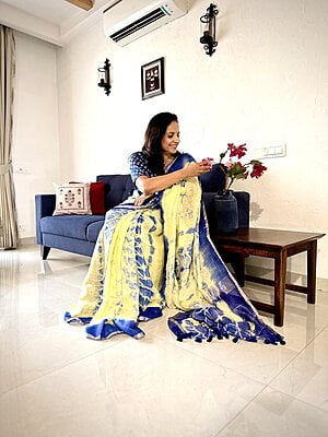 PURE LINEN SHIBORI DYED SAREE-YELLOW & BLUE PURE LINEN SHIBORI DYED SAREE-YELLOW & BLUE