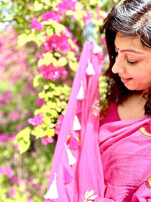 MUL COTTON LOTUS MOTIF EMBROIDERED SAREE