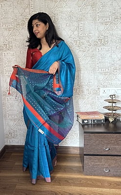 Handwoven Matka Silk Saree with Sequins woven in palla