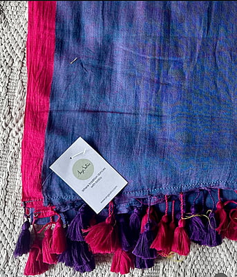 Peacock Blue Mulmul Saree with Pink Border Peacock Blue Mulmul Saree with Pink Border