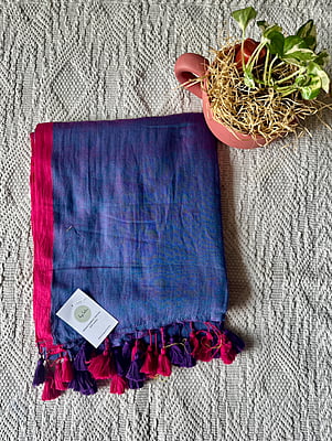 Peacock Blue Mulmul Saree with Pink Border Peacock Blue Mulmul Saree with Pink Border