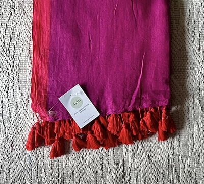 Purple MulMul Saree with Red Border Purple MulMul Saree with Red Border