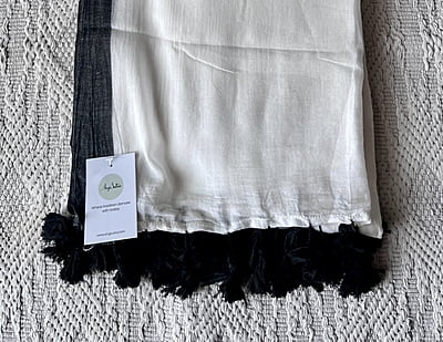 White  Mulmul Saree with Black  Borde