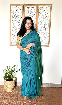 Khadi Cotton Contrast Pallu Saree-Green
