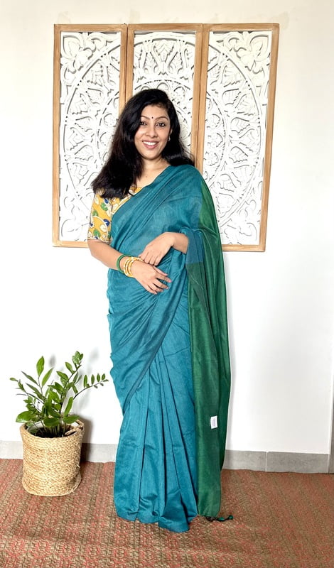 Khadi Cotton Contrast Pallu Saree-Green