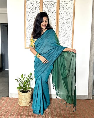 Khadi Cotton Contrast Pallu Saree-Green