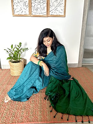 Khadi Cotton Contrast Pallu Saree-Green