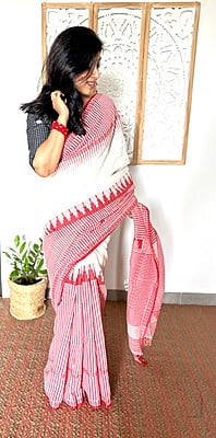 PURE HANDLOOM COTTON GINGHAM WEAVED SAREE - RED