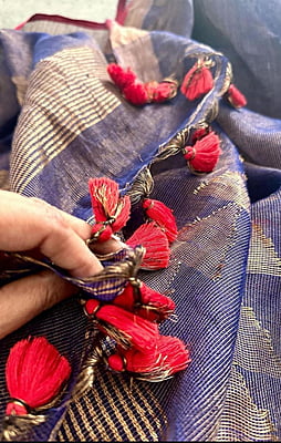Blue Jamdani Tissue Linen Saree Blue Jamdani Tissue Linen Saree