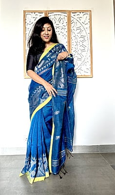 LINEN SAREE WITH JAMDANI BORDER AND PALLU - BLUE LINEN SAREE WITH JAMDANI BORDER AND PALLU - BLUE
