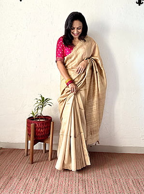 Handwoven Matka Silk Saree – Beige Handwoven Matka Silk Saree – Beige