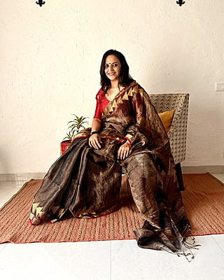Black Jamdani Tissue Linen Saree
