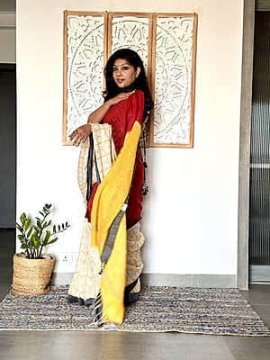 Linen Madhubani - Red
