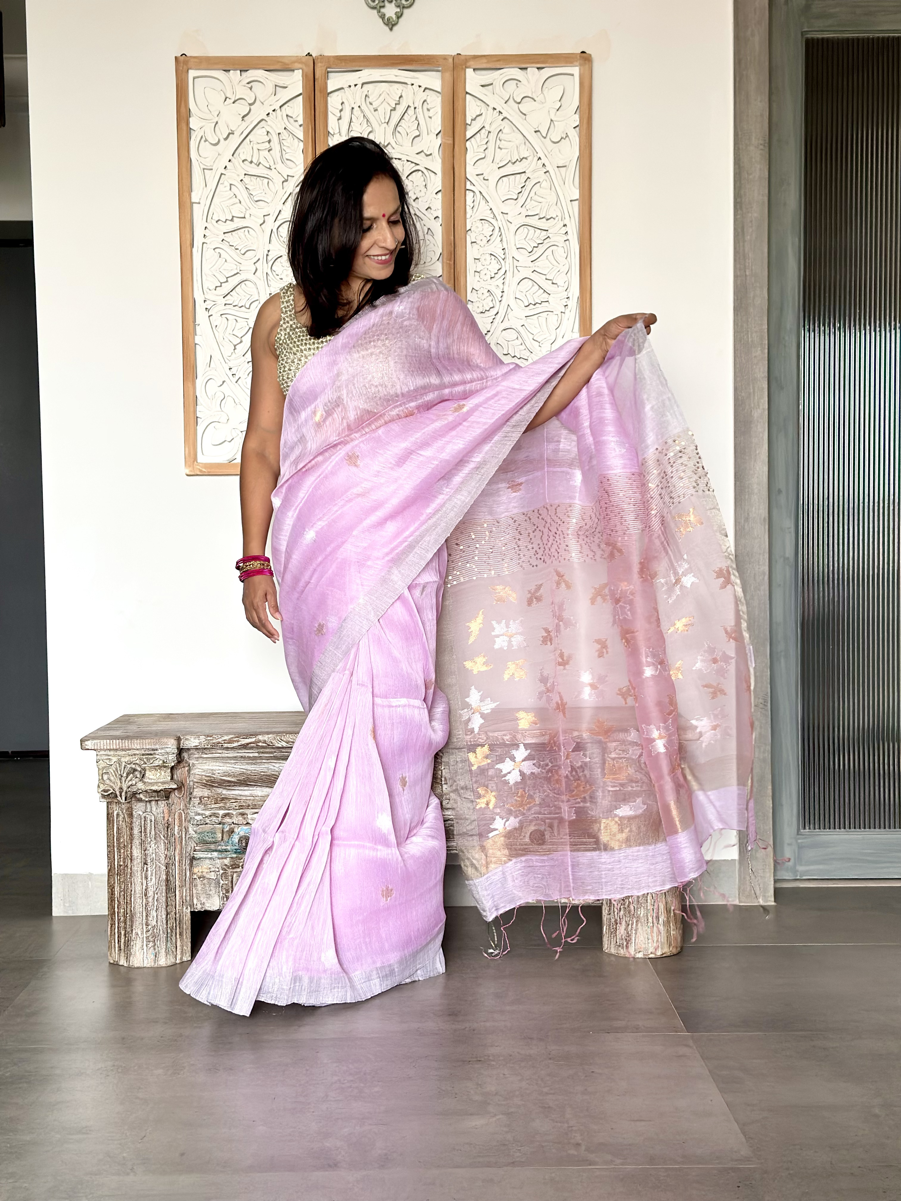 Silk Linen Saree With Muslin Pallu -Lavender