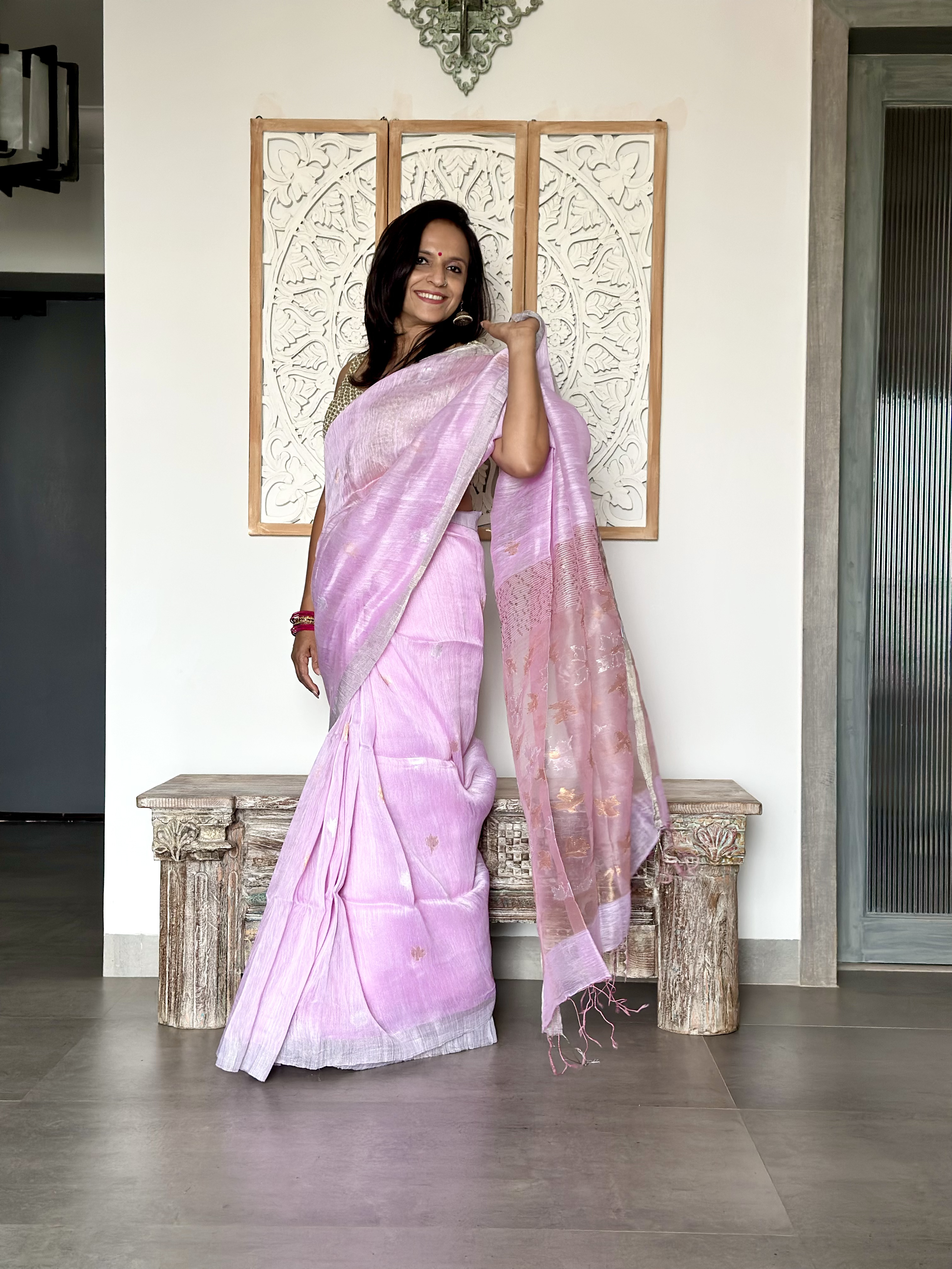 Silk Linen Saree With Muslin Pallu -Lavender