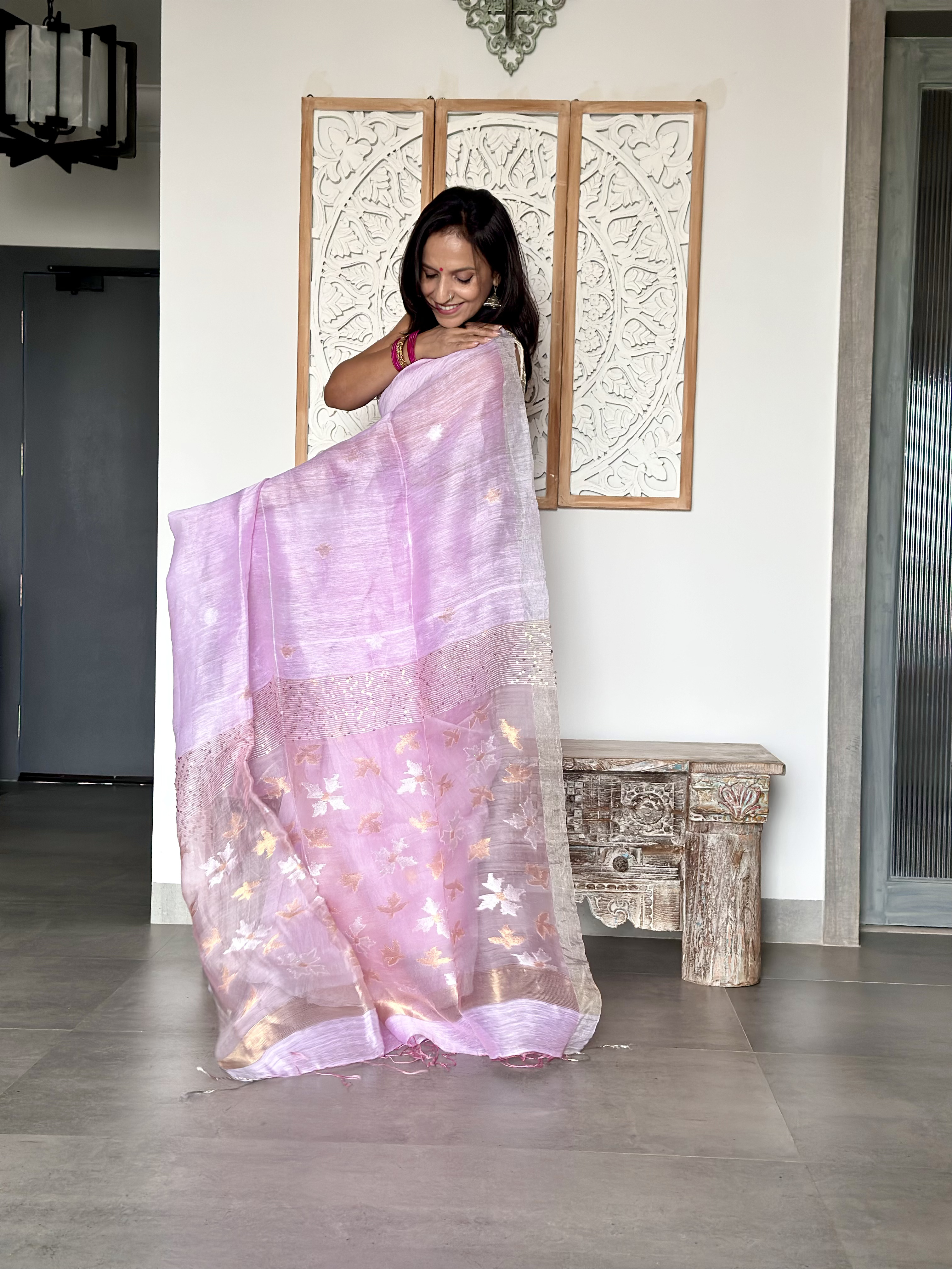 Silk Linen Saree With Muslin Pallu -Lavender