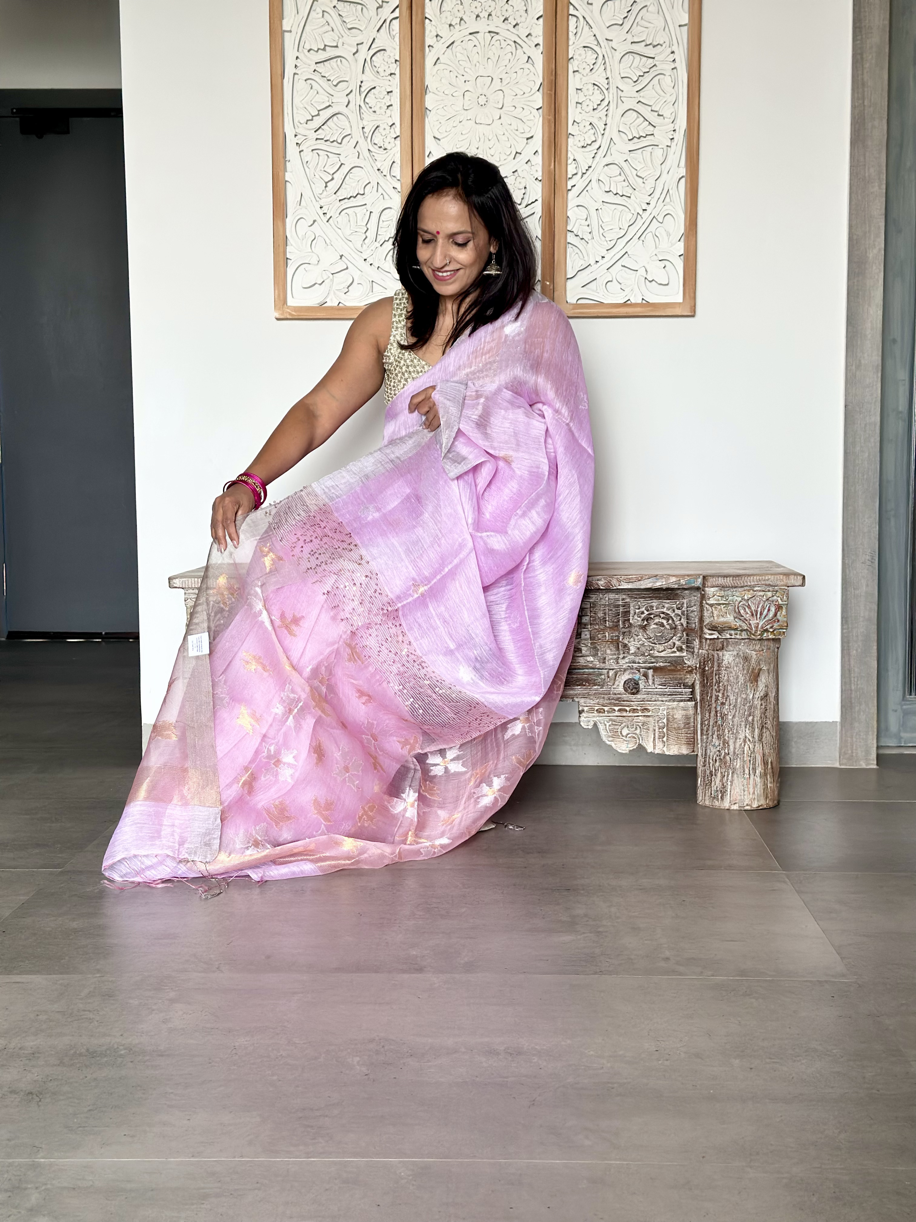 Silk Linen Saree With Muslin Pallu -Lavender