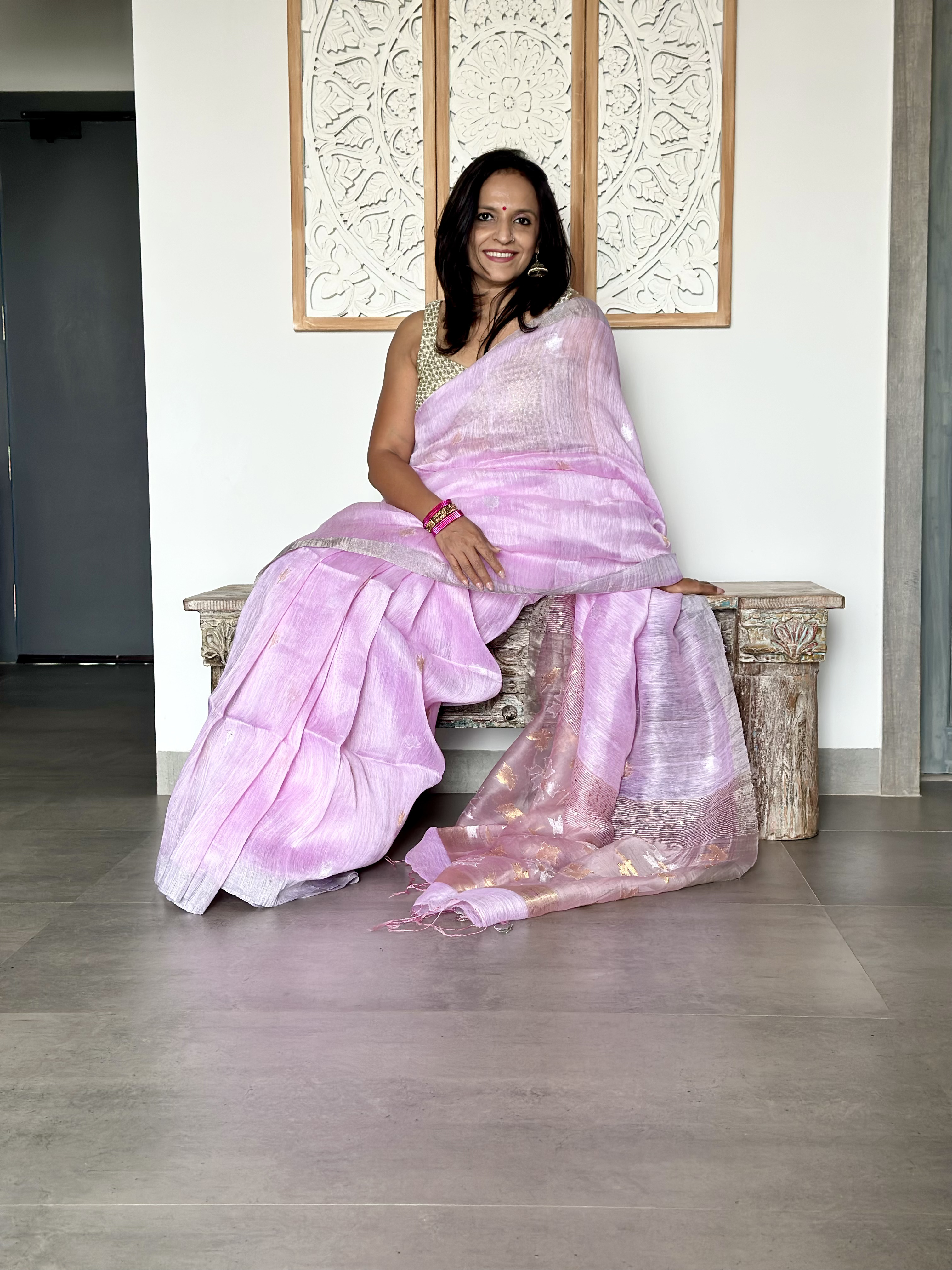 Silk Linen Saree With Muslin Pallu -Lavender