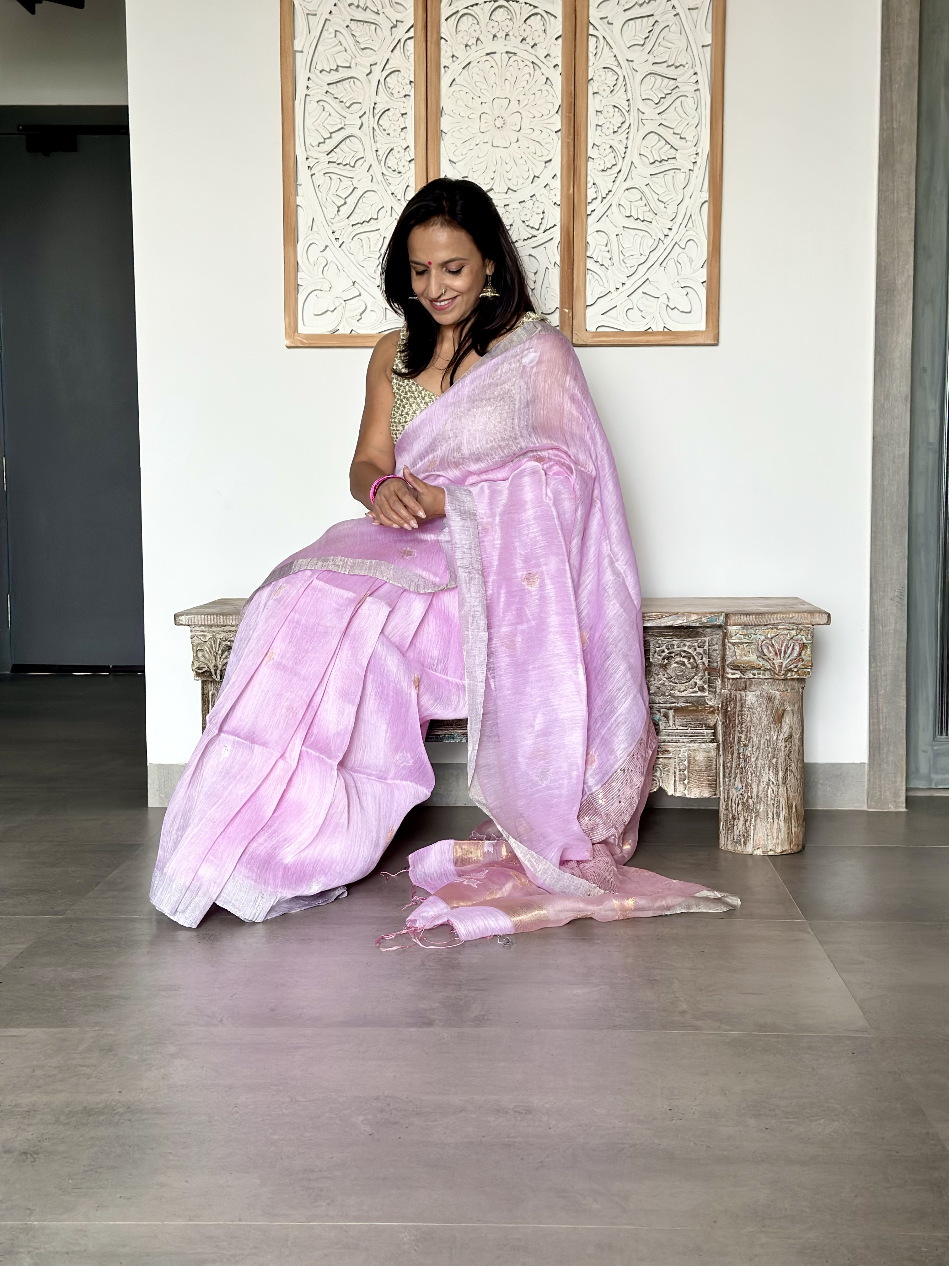 Silk Linen Saree With Muslin Pallu -Lavender