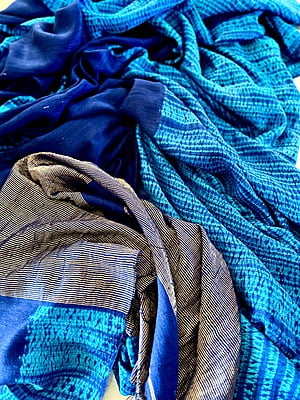 BLUE MATKA SILK SHIBORI SAREE WITH STRIPED ZARI PALLA BLUE MATKA SILK SHIBORI SAREE WITH STRIPED ZARI PALLA